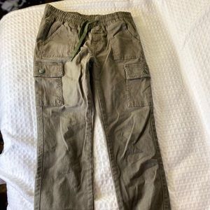 Green cargo pants